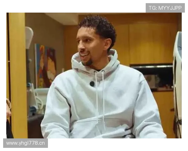 马尔基尼奥斯:从新星到巴黎后防领袖的生涯进阶