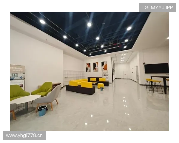 杜丽家的冰箱里塞满蛋白粉，邻居以为她开健身房