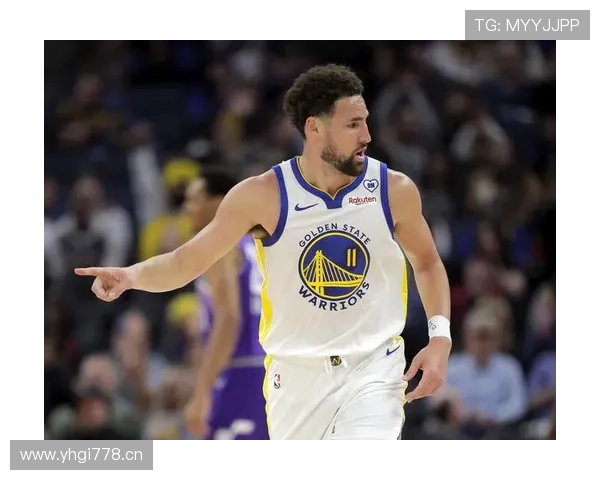 克莱汤普森更靠与库里无球联动提升三分威胁